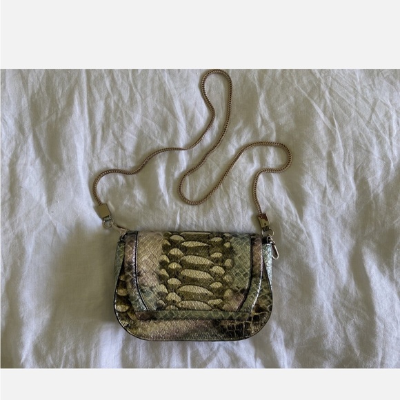 French Connection Women’s Shoulder Handbag - Picture 6 of 8